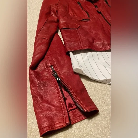 Leather jacket - Picture 4 of 9